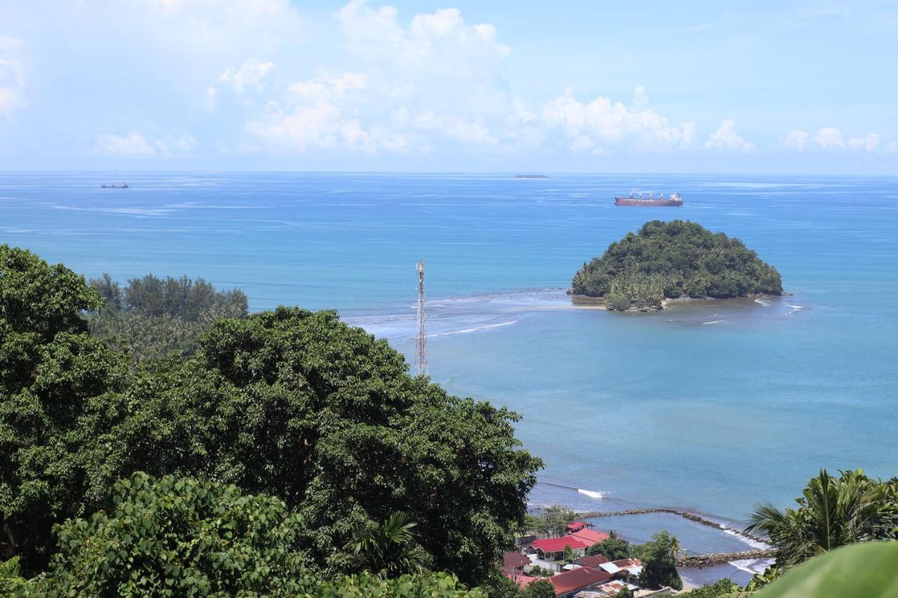 The View Padang, Amazing View, 8 Mins Mentawai Fast Ferry, Cold Beer,Close To Restaurants エクステリア 写真