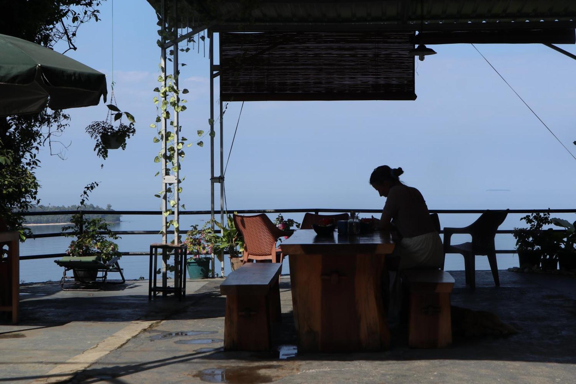 The View Padang, Amazing View, 8 Mins Mentawai Fast Ferry, Cold Beer,Close To Restaurants エクステリア 写真