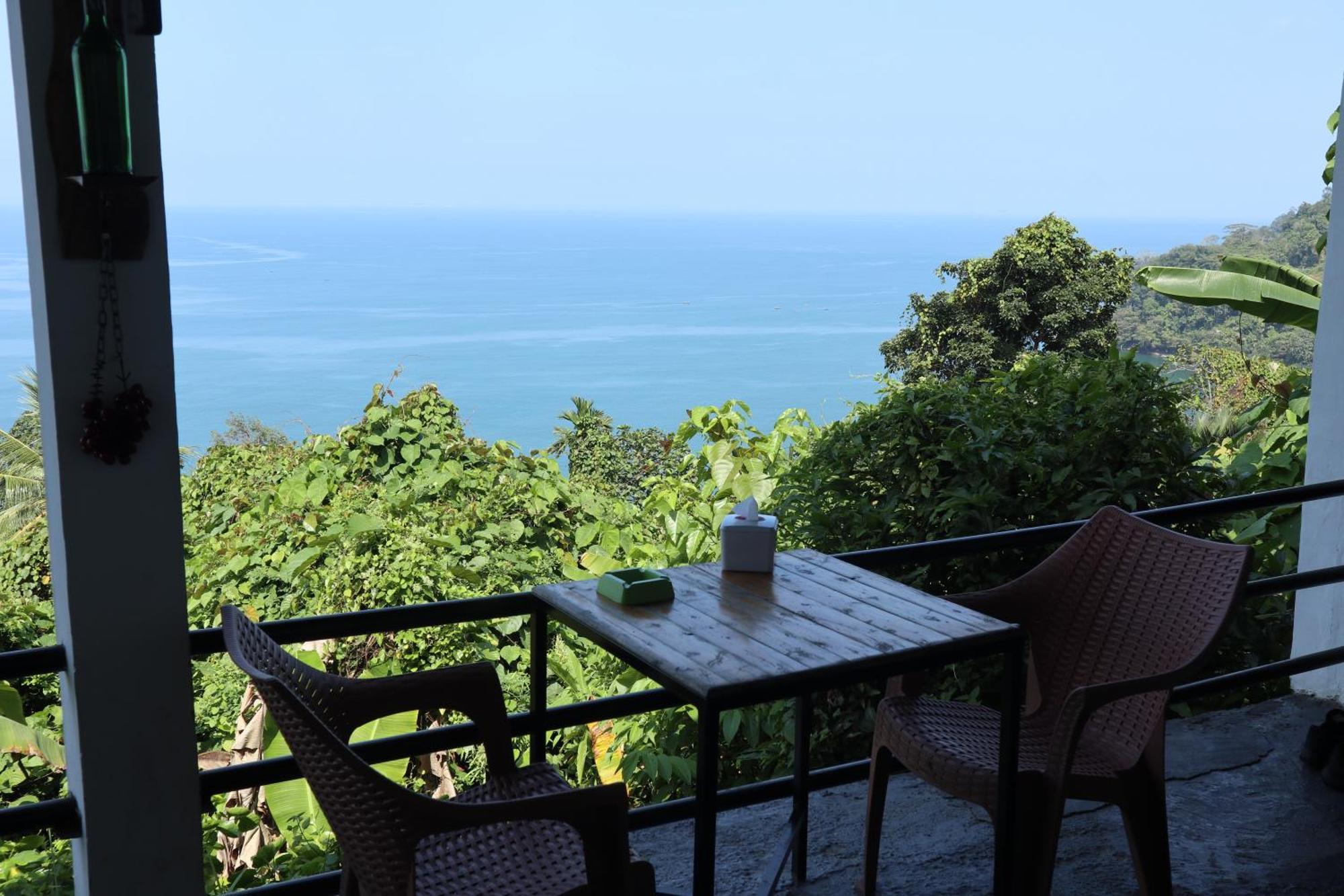 The View Padang, Amazing View, 8 Mins Mentawai Fast Ferry, Cold Beer,Close To Restaurants エクステリア 写真